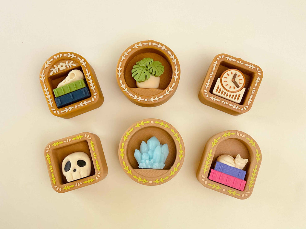 Mini Book Nook  clicker