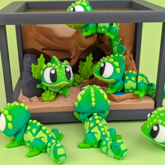 Chameleon Reptile Enclosure Playset